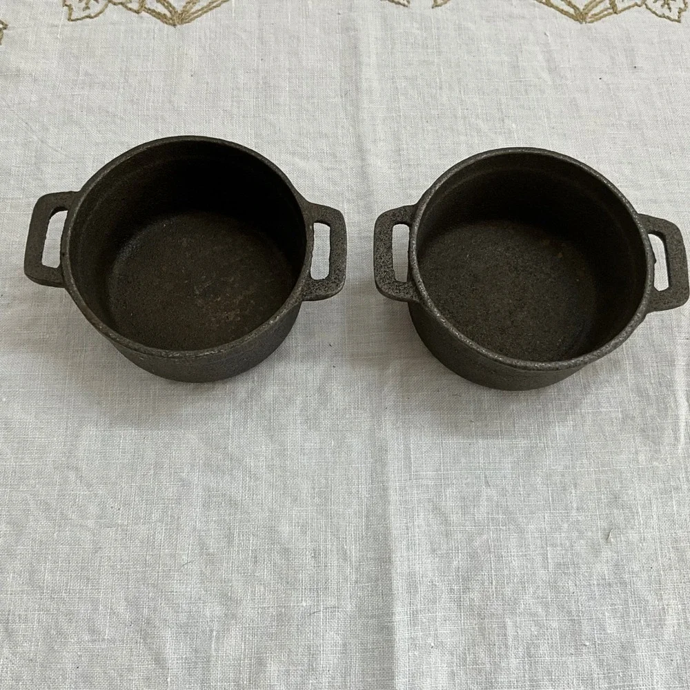 American Metalcraft CIPR42 Cast Iron Mini Round Server Ramekin Set of 2 4.25in
